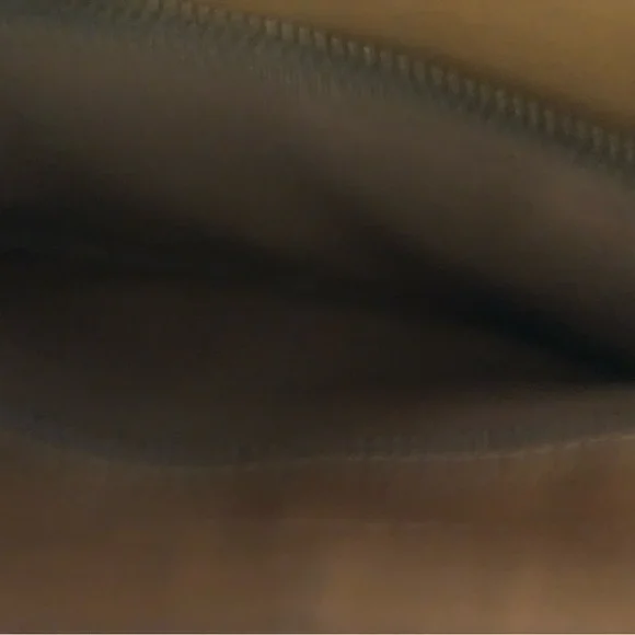 PRICE DROP Vintage 70”s Louis Vuitton handbag ❤️⭐️ - Picture 4 of 9